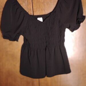 No Boundaries Black Smocked Puff Sleeve Peplum Top | Size Small (Junior Fit)